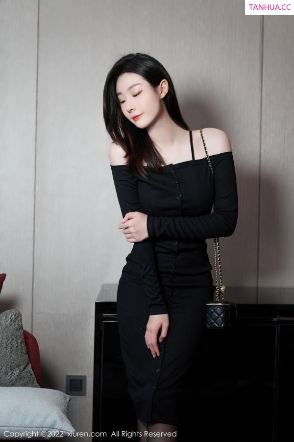 逗逗DouDou  [XiuRen]高清写真图 2022.09.01 No.5529 是小逗逗第24张图片